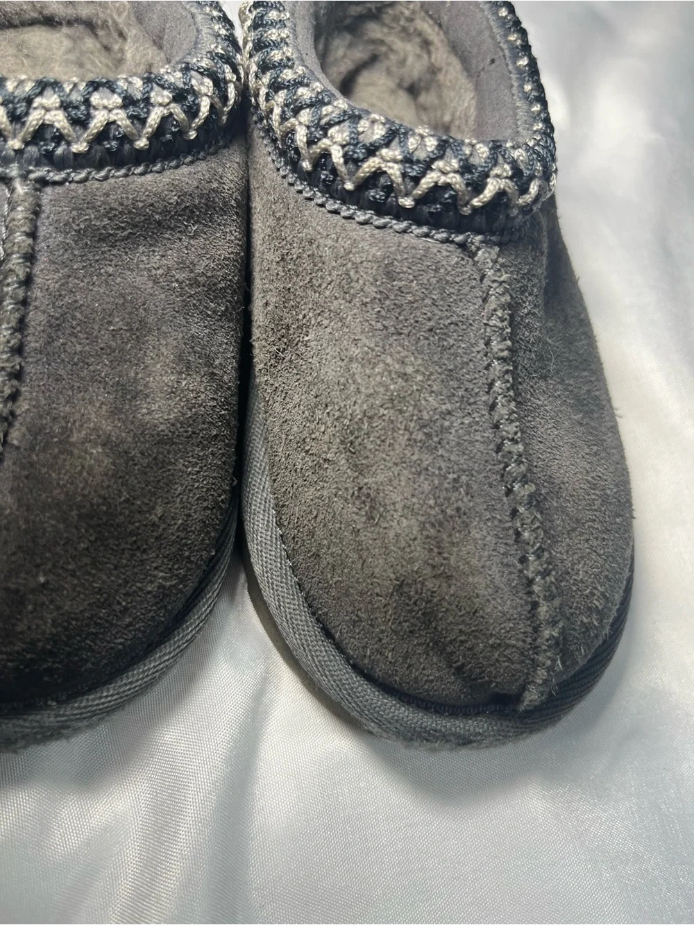 UGG Tasman‎ Slippers Toddler Size 7 Gray Suede Slip On Shoes